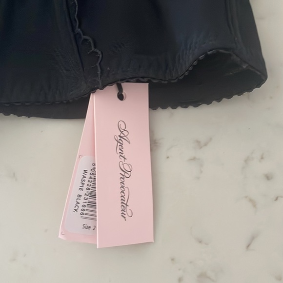 Retro glam waspie garter - Picture 7 of 7